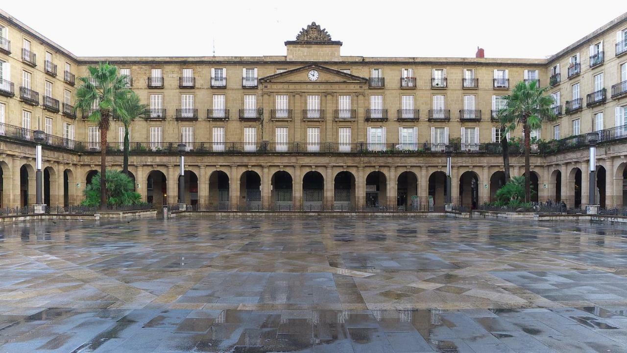 Appartamento Moderno Y Lujoso En El Historico Casco Viejo Bilbao Esterno foto